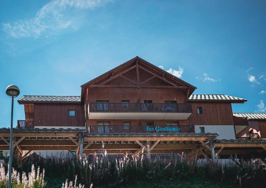 Les Gentianes By Actisource Puy-Saint-Vincent Exterior foto